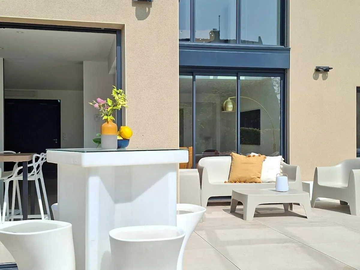 La Finca Лансьё 0*,  Франция